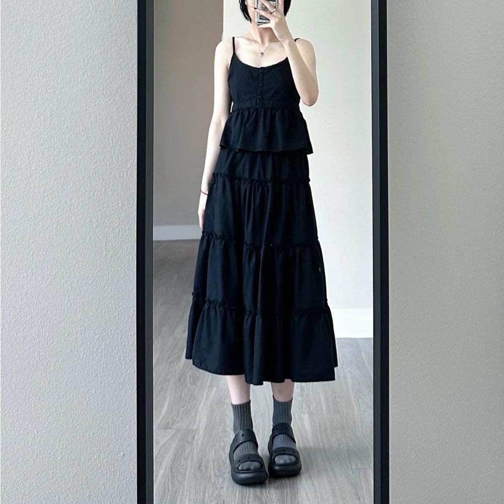 Aritzia mars skirt